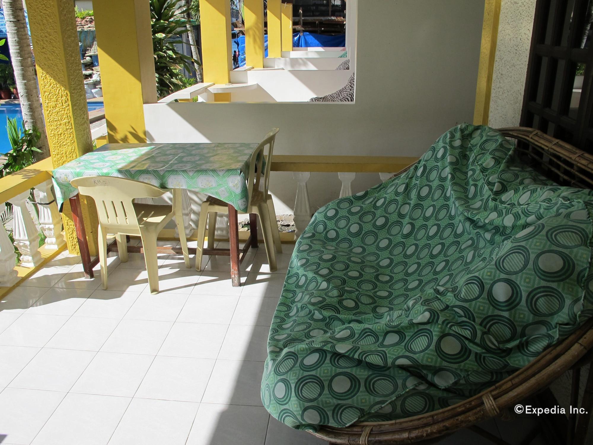 Seashore Beach Resort Puerto Galera Exterior foto