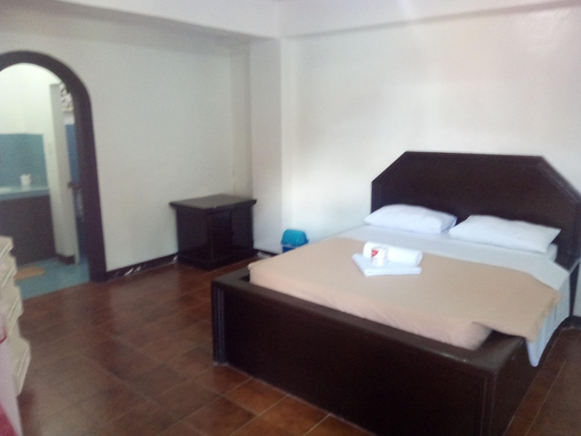 Seashore Beach Resort Puerto Galera Exterior foto